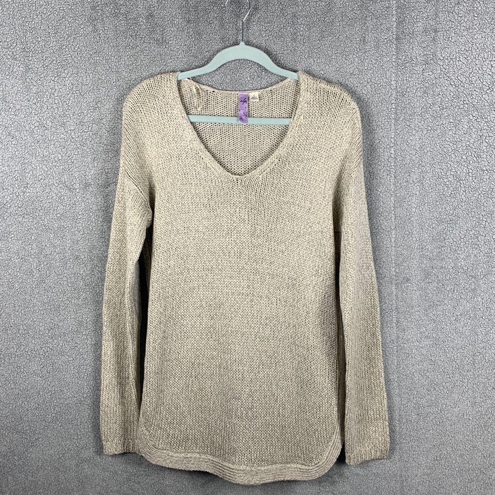 Long sleeve cream sweater, never worn, size Large from Francesca’s